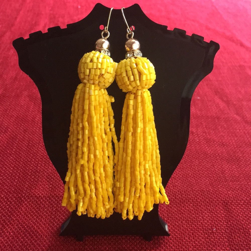 3 Earrings for 10 Dollars ✨✨